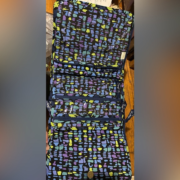 Vera Bradley jewelry folio - Picture 2 of 3